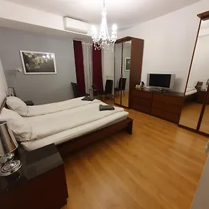 Brixton & Апартаменты Будапешт